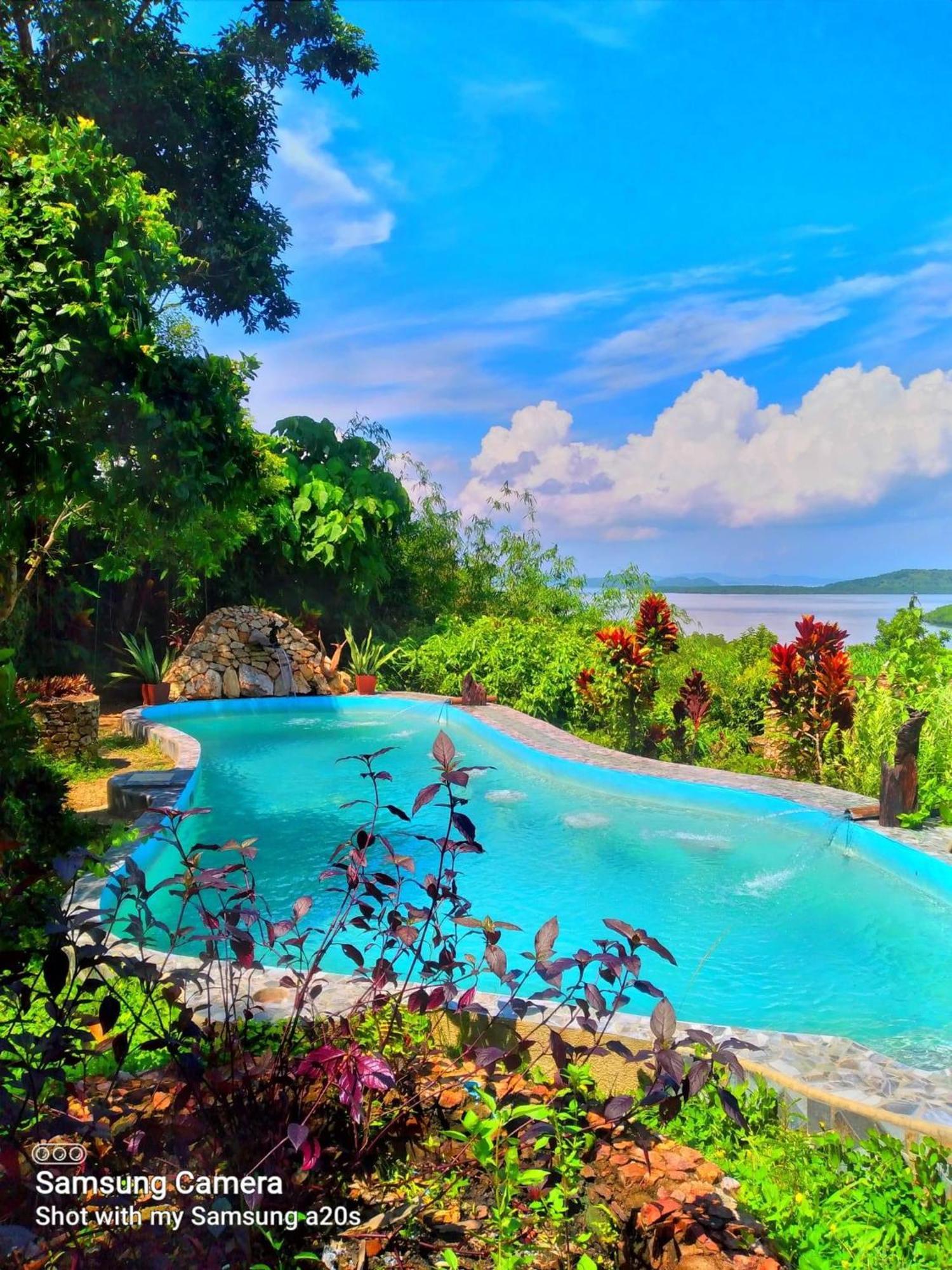 Sanctuaria Treehouses バスアンガ エクステリア 写真